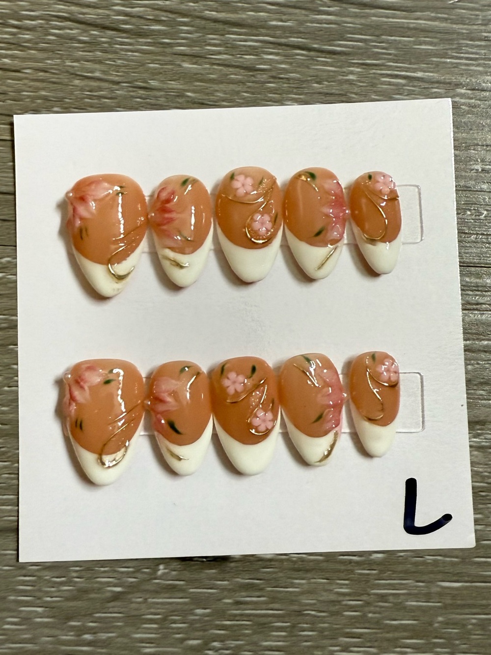 Peach Floral Press-On Nails - Elegant Peach & White Set